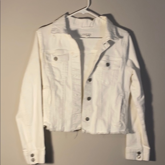 eunina Jackets & Blazers - White Distressed jean jacket size medium